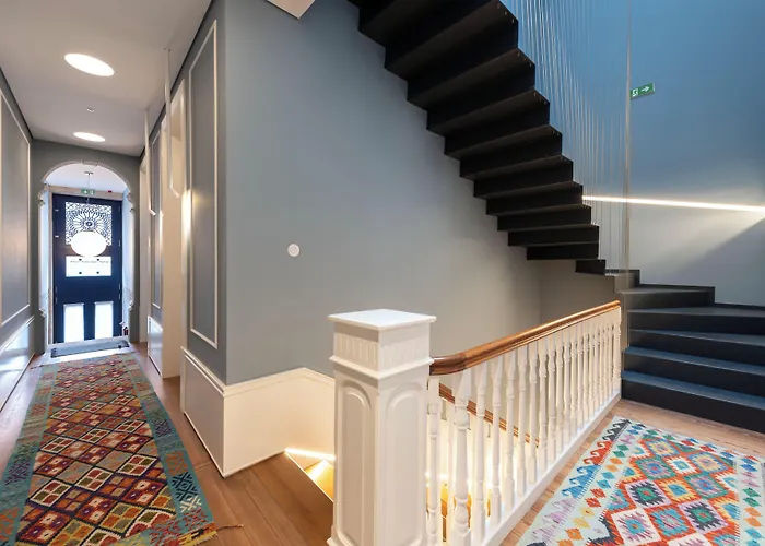 Blau 1911 Bed & Breakfast Porto